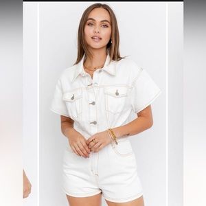 Lelis NEW with tags white romper jean white. Size medium.